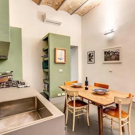 Trastevere 2 Bdr Orto Botanico With Private Patio Apartment